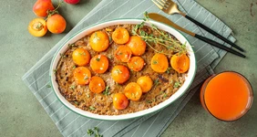Риет из курицы с печенью, персиками и абрикосами
