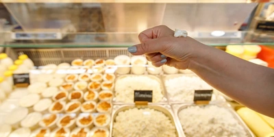 «Если рыба не дышит, с ней не разговаривают»: гуляем по рядам ростовского «Старбаза»