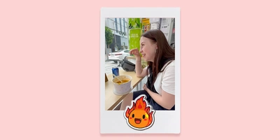 Скриншот с&nbsp;видео, в&nbsp;котором я смеюсь и&nbsp;плачу, поедая в&nbsp;магазине рамён, — очень вкусный и&nbsp;очень острый