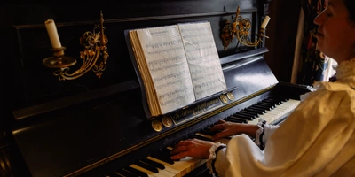 Повод есть: Коломна, пастила и&nbsp;Достоевский наизнанку