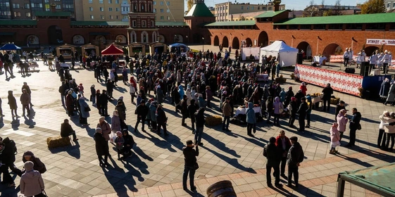 Праздник проходит на&nbsp;территории кремля в&nbsp;центре Йошкар-Олы © Фото Никита Луковников