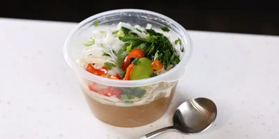 Новинки азиатской кухни: пробуем суп фо бо, бенто-набор и другие вкусные блюда