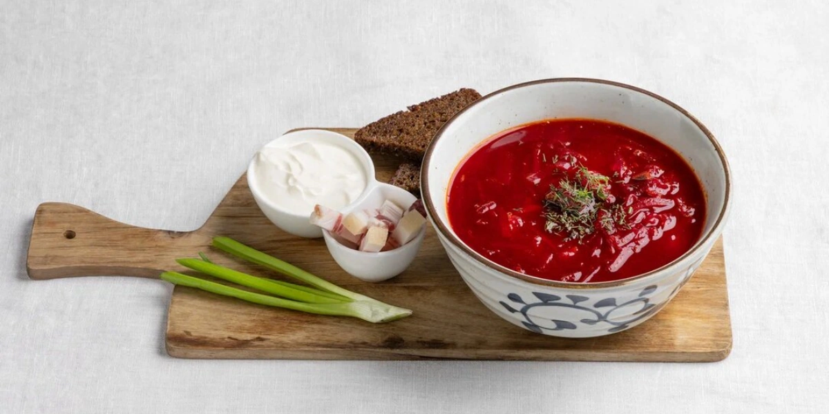 Фирменный борщ, за&nbsp;которым приходят постоянные гости