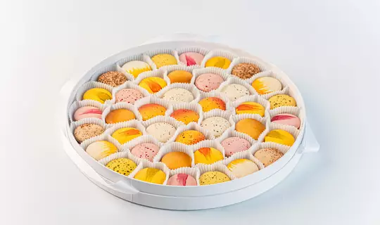 Набор Пирожных Макарон «Праздничный», 40 шт