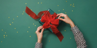 10 простых способов красиво и&nbsp;быстро упаковать подарки