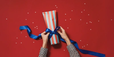 10 простых способов красиво и&nbsp;быстро упаковать подарки