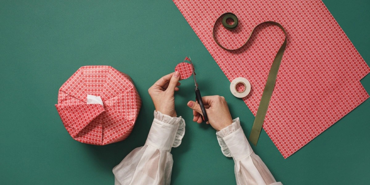 10 простых способов красиво и&nbsp;быстро упаковать подарки