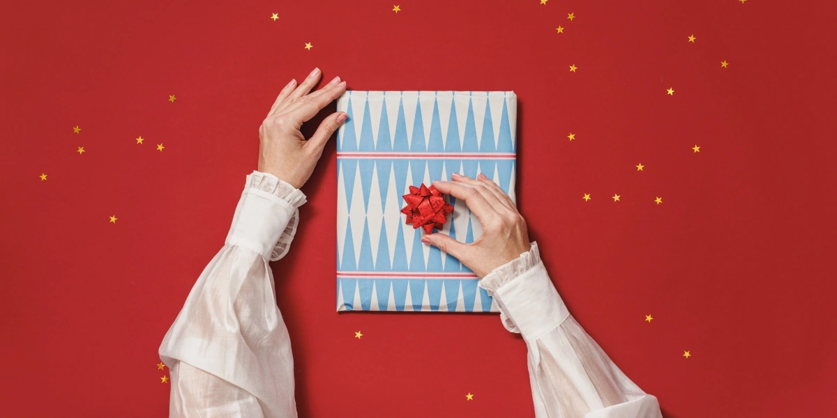 10 простых способов красиво и&nbsp;быстро упаковать подарки