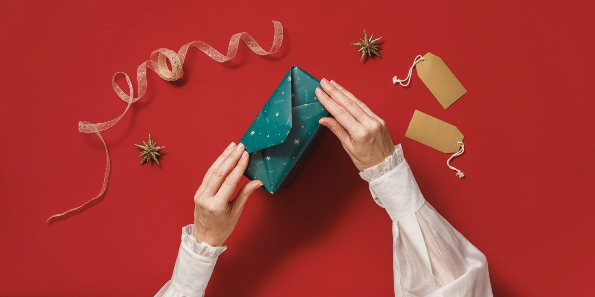 10 простых способов красиво и&nbsp;быстро упаковать подарки