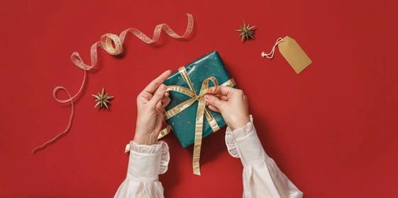 10 простых способов красиво и&nbsp;быстро упаковать подарки