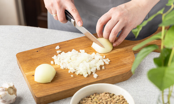 Спагетти с чечевичным соусом, шаг 1/6