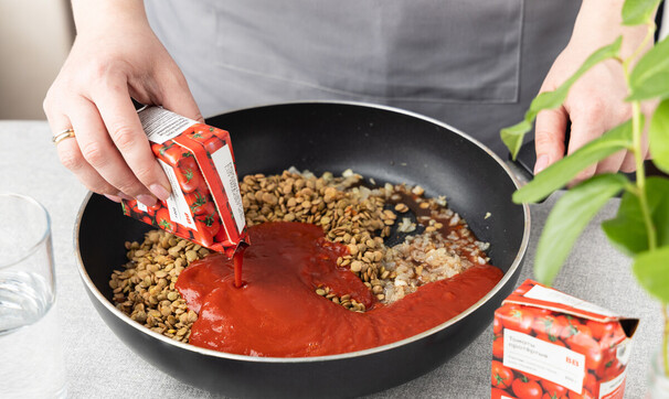 Спагетти с чечевичным соусом, шаг 3/6