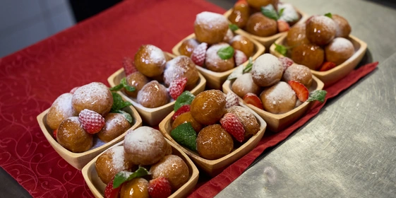 На фестивале «Вкус Якутии — 2024» было представлено 66 блюд и&nbsp;14 напитков. Фото: пресс-служба Ассоциации гостеприимства Республики Саха (Якутия)