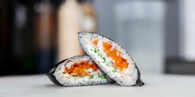 Мне снился сом: как готовят роллы на&nbsp;секретной кухне ВкусВилла