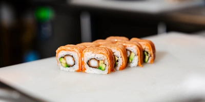 Мне снился сом: как готовят роллы на&nbsp;секретной кухне ВкусВилла