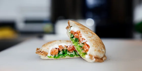 Мне снился сом: как готовят роллы на секретной кухне ВкусВилла