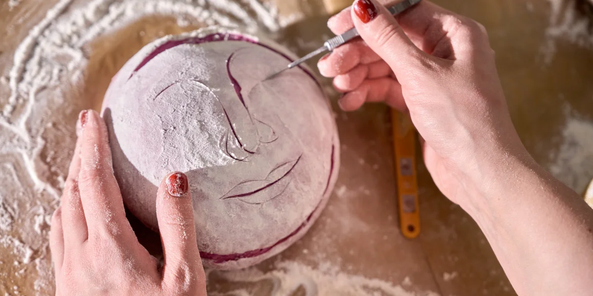 Как актриса превратила хлеб в холсты