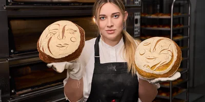 Как актриса превратила хлеб в холсты