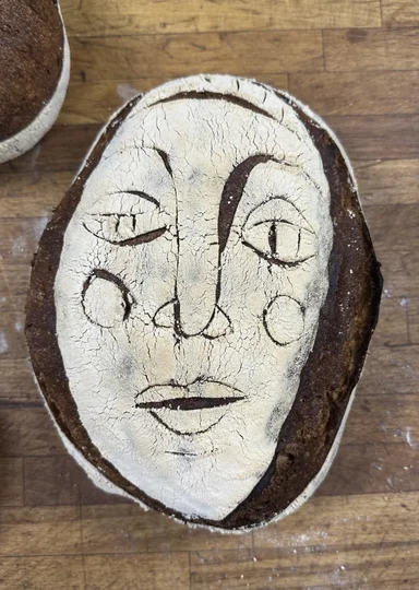 Как актриса превратила хлеб в холсты