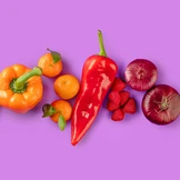 Каждый охотник желает знать, зачем есть разноцветные овощи и фрукты