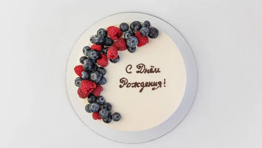 Торт «Ягодная открытка»