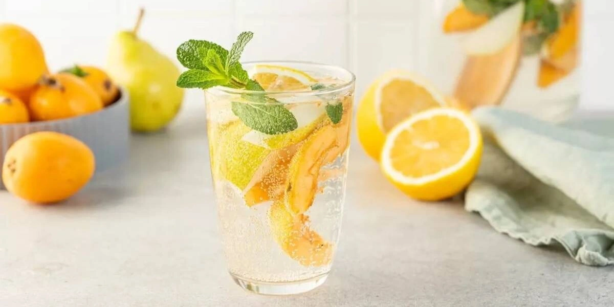 Какую воду лучше пить: газированную или без&nbsp;газа