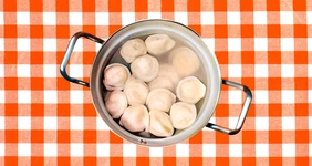 Сколько варить пельмени и как делать это правильно