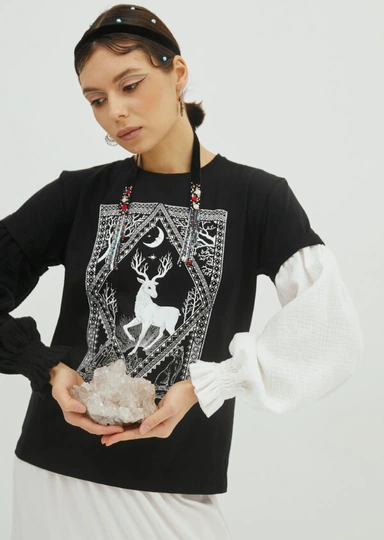 Русский фольклор в&nbsp;моде: как лапти, понёвы и&nbsp;кокошники вошли в&nbsp;гардеробы 2025 года