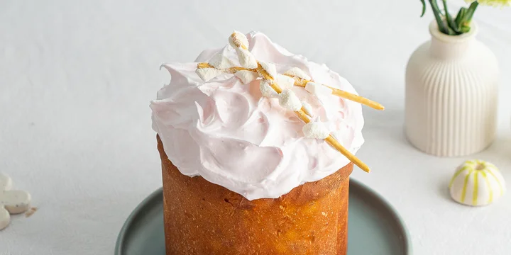 Как украсить кулич: 7 трендовых идей для декора