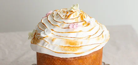 Как украсить кулич: 7 трендовых идей для декора