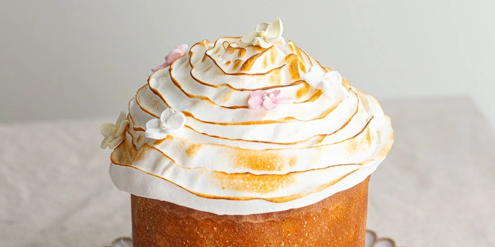 Как украсить кулич: 7 трендовых идей для&nbsp;декора