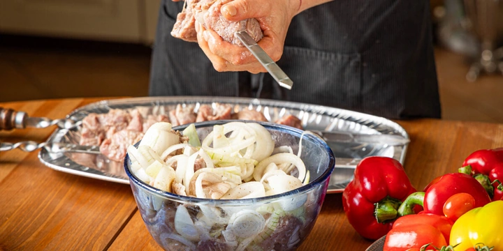 Какой шашлык самый вкусный? Готовим по самым популярным рецептам и выбираем