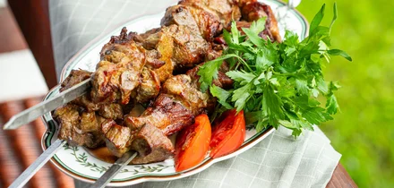 Встречайте победителя — шашлык в вине!