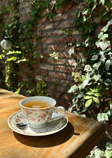 Пока хинкали перевариваются: топ мест в&nbsp;Грузии для&nbsp;уютного чаепития и&nbsp;не только