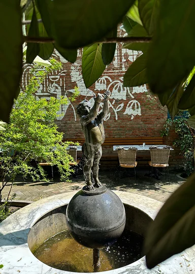 Пока хинкали перевариваются: топ мест в Грузии для уютного чаепития и не только