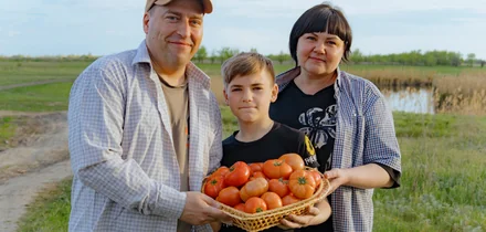 Семья Зайцевых: Игорь, Николай и Елена