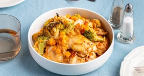 Курица с овощами по-деревенски