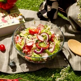 Овощной салат для летнего праздника