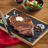 Стейк с&nbsp;ароматным маслом