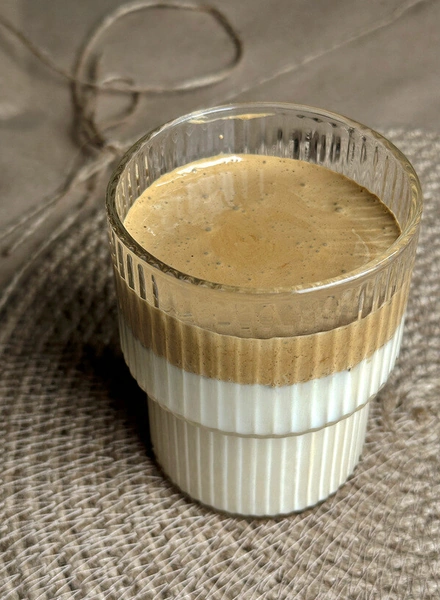 Аффогато, клубничный с сырной пенкой и дальгона-кофе — готовим 3 трендовых напитка дома