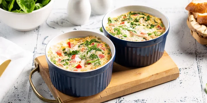 Что приготовить в микроволновке: 7 быстрых и простых рецептов