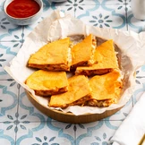 Кесадилья с курицей в микроволновке