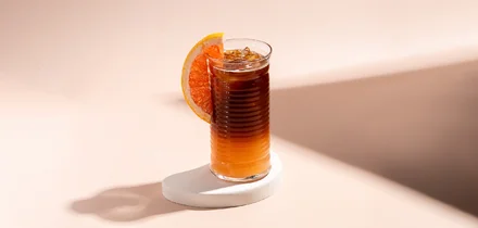 Айс раф, кофе с урбечем и матча латте: рецепты холодного кофе для летнего настроения