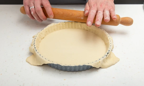 Клубничный пирог из слоёного теста, шаг 4/7
