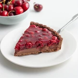 Шоколадный пирог с вишней