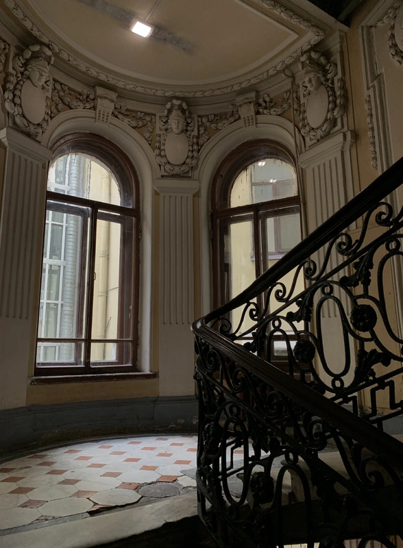 Парадные Санкт-Петербурга: зачем ходят, как попасть и&nbsp;какие стоит увидеть