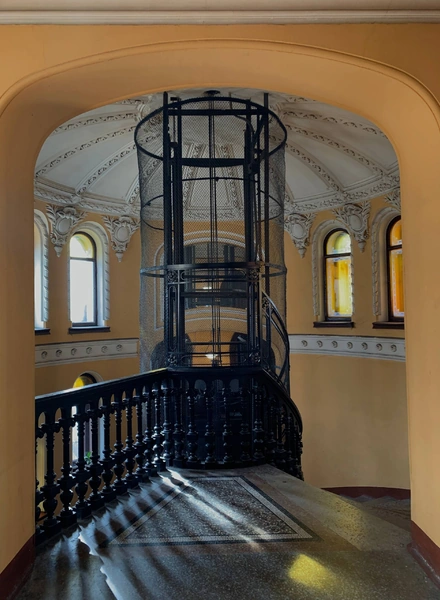 Парадные Санкт-Петербурга: зачем ходят, как попасть и&nbsp;какие стоит увидеть