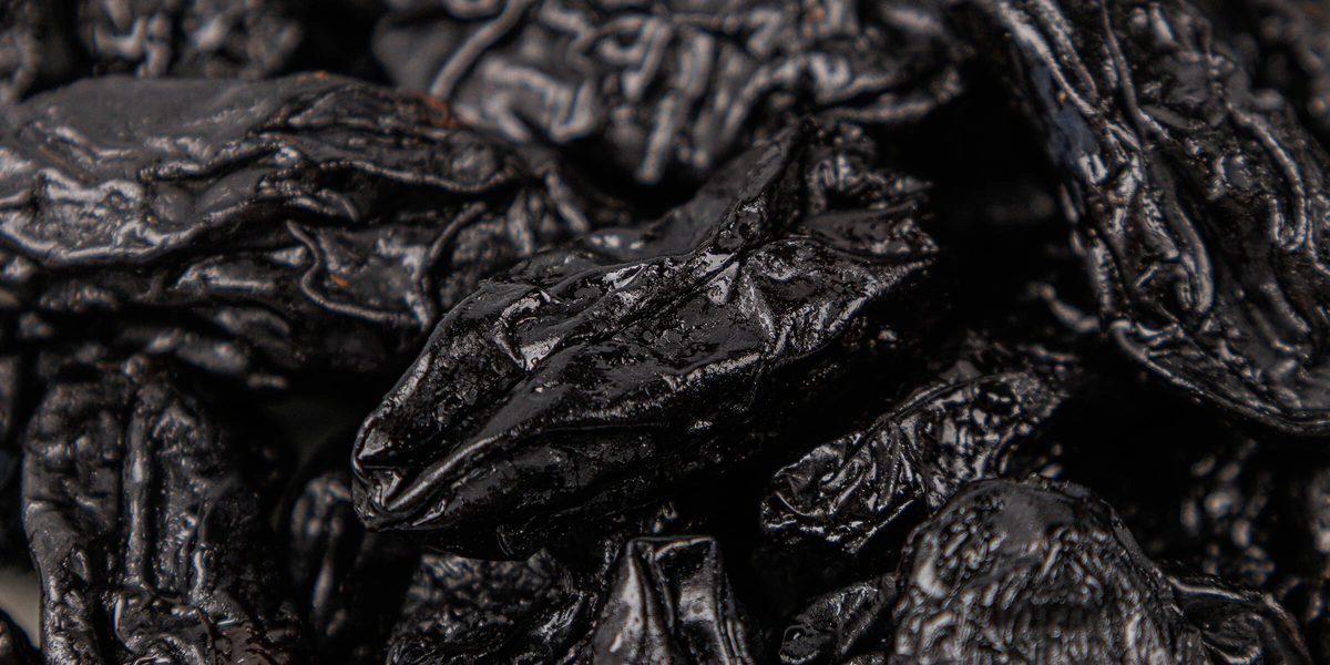 Чем полезен чернослив и сколько в нём калорий