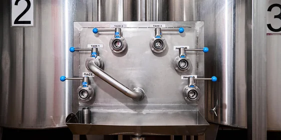 Берём верхнюю ноту: как правильно есть голубое мороженое «Кукис»