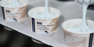 Берём верхнюю ноту: как правильно есть голубое мороженое «Кукис»